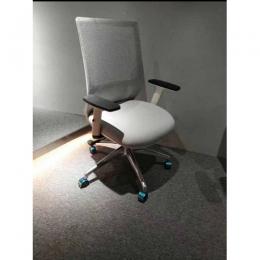 DELUXE OFFICE SWIVEL CHAIR|DEL 242