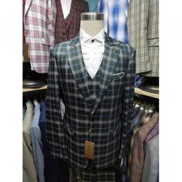 HIGH QUALITY MEN'S SUIT 092(AVAILABLE IN ALL SIZES)