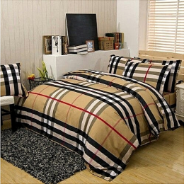 Deluxe Bedsheets With Four Pillow Cases