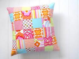 QUITED PILLOW P8 - deluxe.com.ng